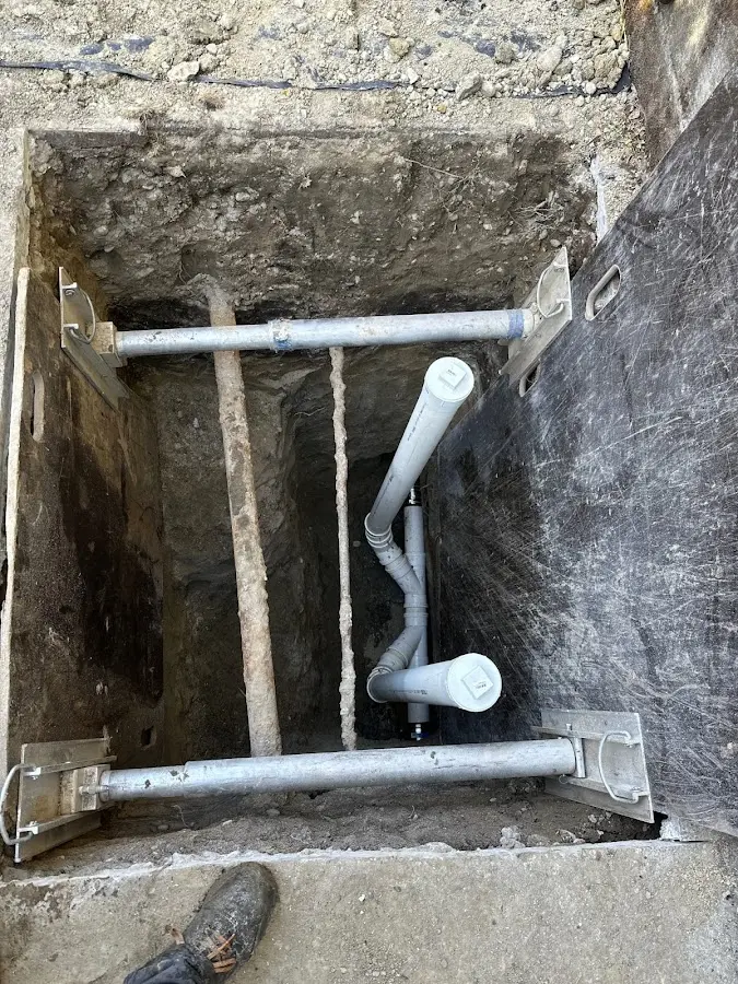 Experienced plumber completing Gas Line Repair work in Red Bank